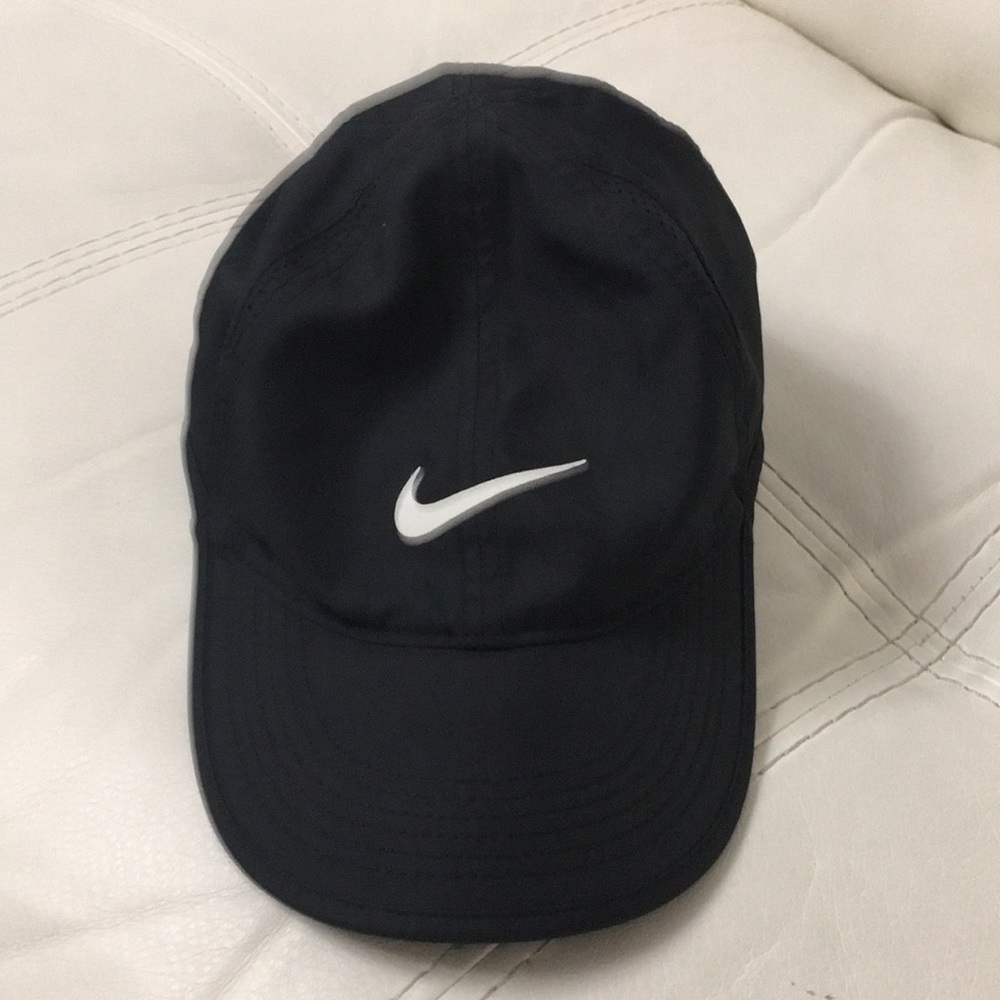 Nike head